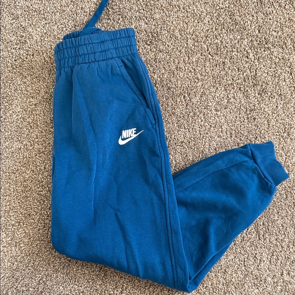 Nike Kids Royal Blue Joggers & matching Crewneck - Picture 2 of 3